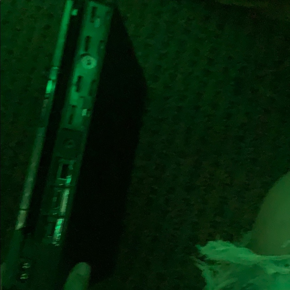 PS4 - Picture 4 of 10